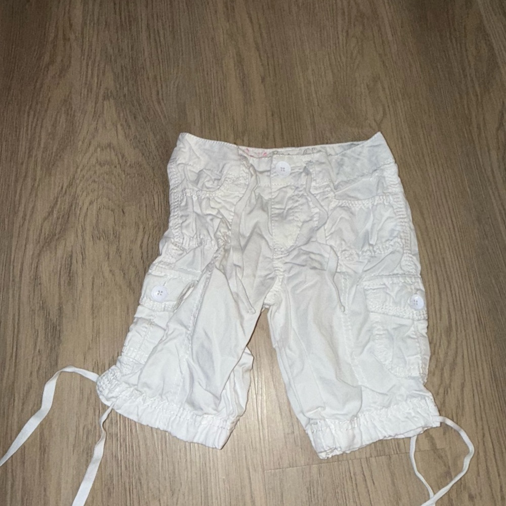 ⭐️Justice Women's White Cargo Shorts⭐️‎